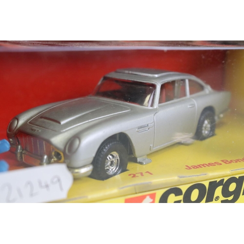 1412 - Boxed Corgi 271 James Bond 007 Aston Martin diecast model, diecast excellent with 2 x ejector figure... 