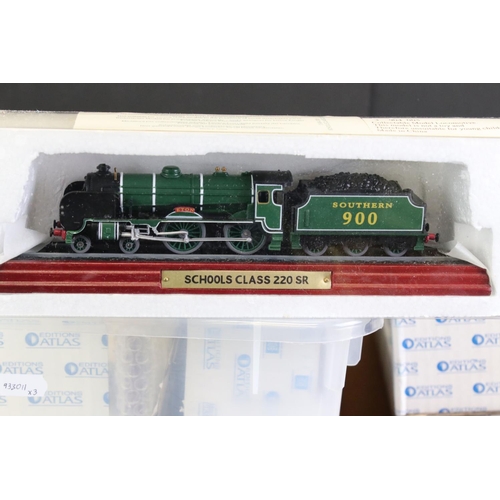 1196A - 15 Boxed & cased Atlas Editions aircraft & locomotive diecast models to include 7 x Military Giants ... 