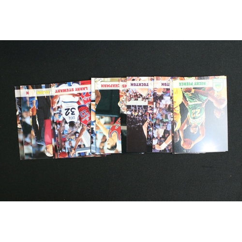 247 - Large collection of 1990's American sports trading cards, featuring unopened packets, to include a l... 