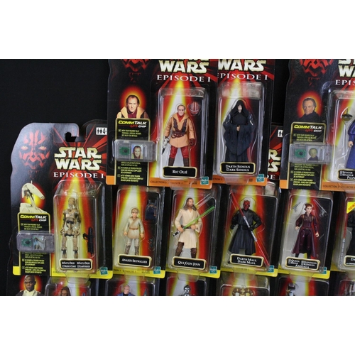 370 - Star Wars - 26 Carded Hasbro Episode I Comm Talk Chip figures plus a Comm Talk, condition vg overall