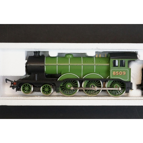 2 - Six boxed Hornby OO gauge locomotives to include R073 BR Class 47 Diesel, R866 LNER B12, R751 BR Co ... 