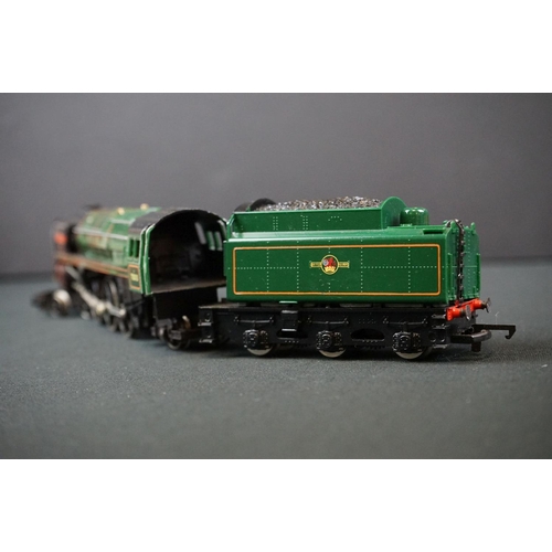 11 - Two boxed Hornby OO gauge locomotives to include R861 BR 2-10- Evening Star and R552 BR 4-6-2 Oliver... 