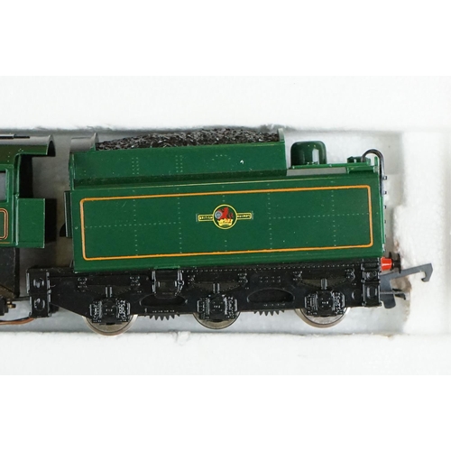 11 - Two boxed Hornby OO gauge locomotives to include R861 BR 2-10- Evening Star and R552 BR 4-6-2 Oliver... 