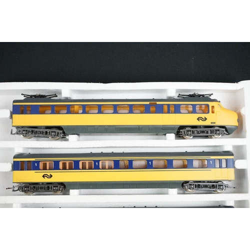 12 - Boxed Lima OO gauge Golden Series 4 car set plus a boxed Hornby OO gauge R763 Ex-Caledonian LMS 4-2-... 