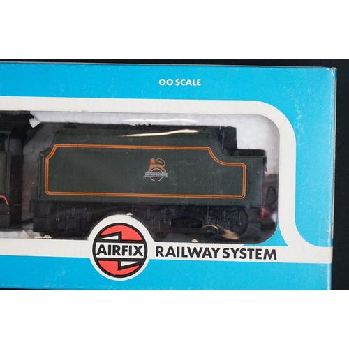 13 - Six boxed Airfix OO gauge locomotives to include 54121-3 Royal Scot BR Livery, 54100-6 A1A-A1A Class... 