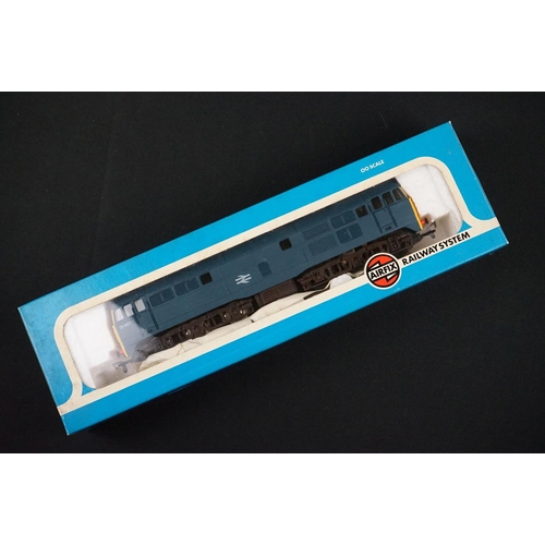 13 - Six boxed Airfix OO gauge locomotives to include 54121-3 Royal Scot BR Livery, 54100-6 A1A-A1A Class... 