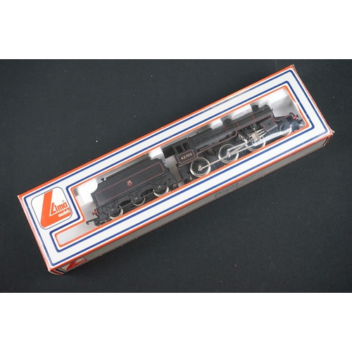 17 - Five boxed Lima OO gauge locomotives to include 205144 MWG Express Parcels, 205120 MWG 2-6-0 loco in... 