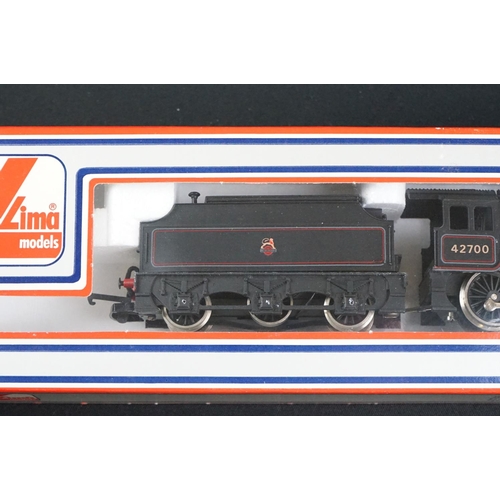 17 - Five boxed Lima OO gauge locomotives to include 205144 MWG Express Parcels, 205120 MWG 2-6-0 loco in... 