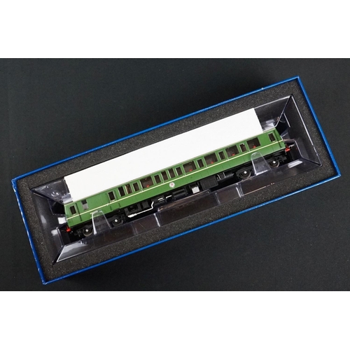 26 - Boxed Dapol OO gauge 4D-009-001 Class 121 Bubble Car W55020 BR Green Whiskers