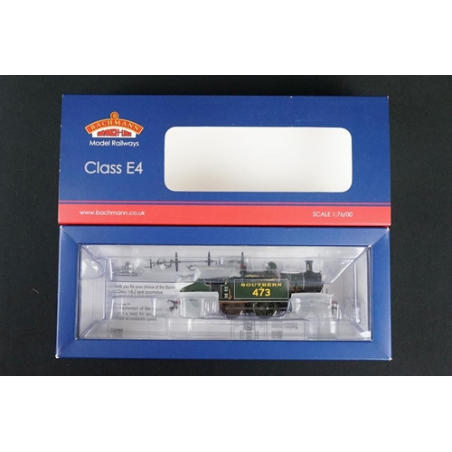 31 - Two boxed Bachmann OO gauge locomotives to include 31976 BR Standard Class 3MT Tank 82005 BR Lined g... 