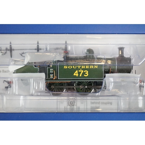 31 - Two boxed Bachmann OO gauge locomotives to include 31976 BR Standard Class 3MT Tank 82005 BR Lined g... 