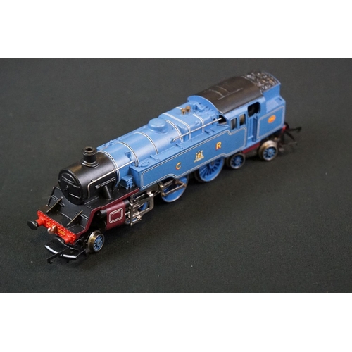 48 - Two boxed Wrenn OO gauge locomotives to include W221 Cardiff Castle and W2246 2-6-4 Tank CR Blue