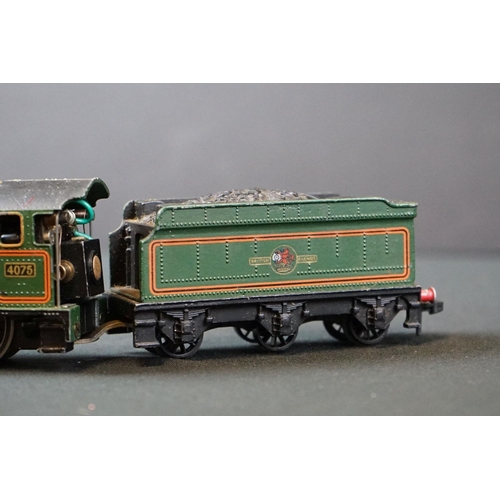 49 - Boxed Hornby Dublo 2221 Cardiff Castle locomotive & tender