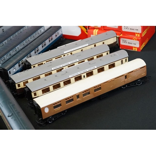 55 - 12 Boxed Hornby OO gauge items of rolling stock to include R739 Operating Breakdown Crane, R339, R74... 