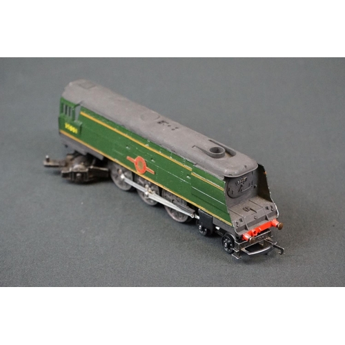 58 - Three OO gauge locomotives to include Wrenn Lyme Regis 4-6-2, Triang Channel Packet 4-6-2 and Triang... 