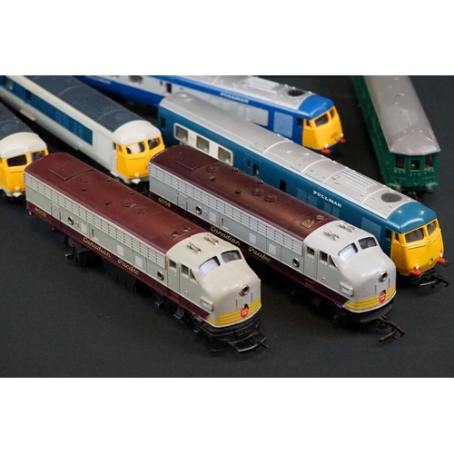 59 - 17 Triang & Hornby OO gauge locomotives, cars and associated rolling stock, mainly locomotives to in... 