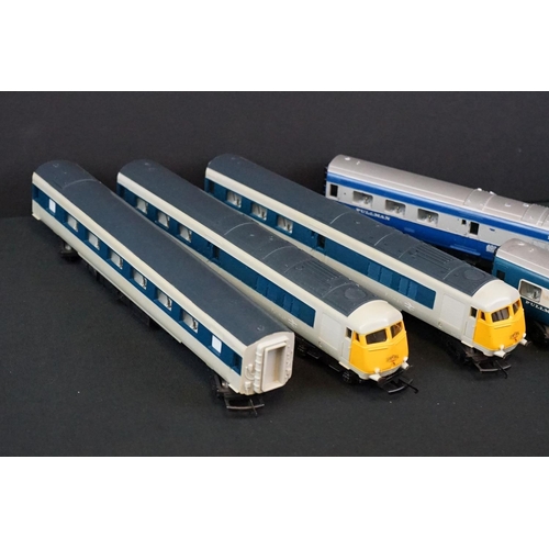 59 - 17 Triang & Hornby OO gauge locomotives, cars and associated rolling stock, mainly locomotives to in... 