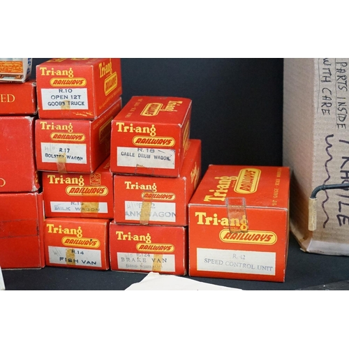 60 - 10 Boxed Triang OO gauge items of rolling stock to include R20, R10, R14 etc plus a boxed Triang R42... 