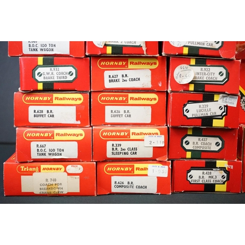 70 - 32 Boxed Hornby / Triang OO gauge items of rolling stock, mainly coaches, includes R739 Breakdown Cr... 