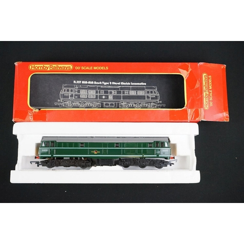 9 - Five boxed Hornby OO gauge locomotives to include R863 Brush Type 4 Diesel Electric loco, R052 BR 0-... 