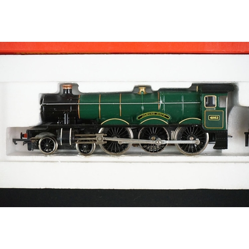 9 - Five boxed Hornby OO gauge locomotives to include R863 Brush Type 4 Diesel Electric loco, R052 BR 0-... 