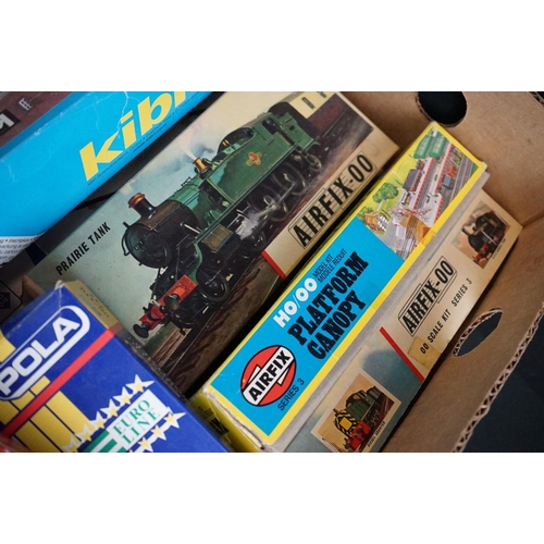 107 - Large collection of boxed OO gauge plastic model railway kits in varying condition, contents uncheck... 