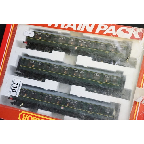 110 - Boxed Hornby OO gauge R369 BR 3 Car Diesel Multiple Unit Class 110 set, poor box