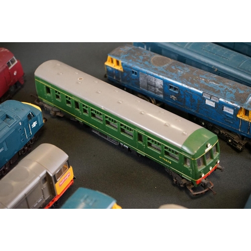 116 - 13 OO gauge locomotives to include Lima Dragon, Lima Western Gladiator, Hornby Railfreight etc