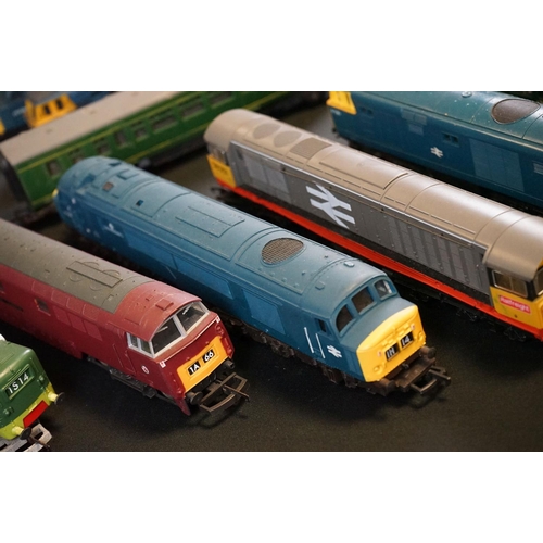 116 - 13 OO gauge locomotives to include Lima Dragon, Lima Western Gladiator, Hornby Railfreight etc