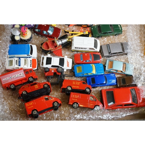 1176 - Quantity of diecast models to include around 50 x Mattel Hot Wheels featuring 9 x carded examples an... 