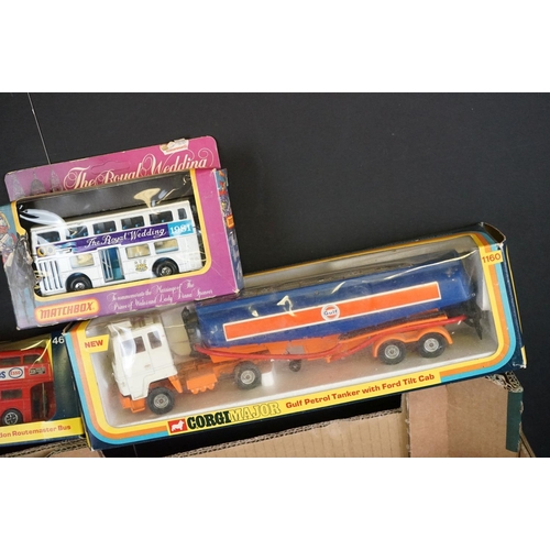 1188 - 23 Boxed diecast models to include Corgi Major 1160 Gulf Petrol Tanker with Ford Tilt Cab (diecast d... 