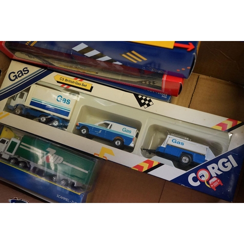 1195 - 18 Boxed / cased Corgi diecast model trucks to include Corgi Modern Trucks 75202 ERF Curtain Side - ... 