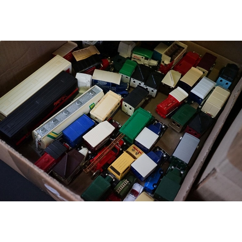 1196 - 35 Boxed diecast models to include Corgi, Vanguards, Oxford Diecast and Lledo examples, featuring Va... 