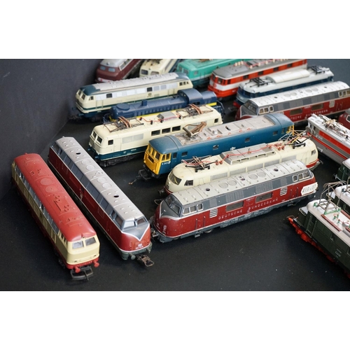 121 - 21 HO / OO gauge locomotives to include Jouef, Lima, Roco, RSO, AHM etc