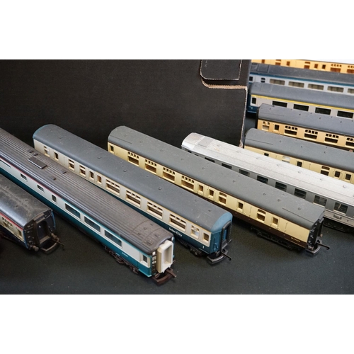 122 - 40 OO gauge items of rolling stock, all various coaches to include Joeuf, Lima, Airfix etc