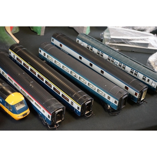 131 - Collection of OO gauge model railway to include Hornby InterCity 125 engine with rolling stock, trac... 