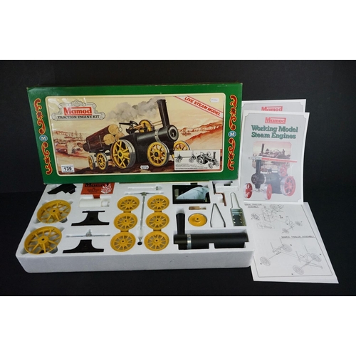 139 - Boxed Mamod Traction Engine Kit live steam model, complete and unused with instructions