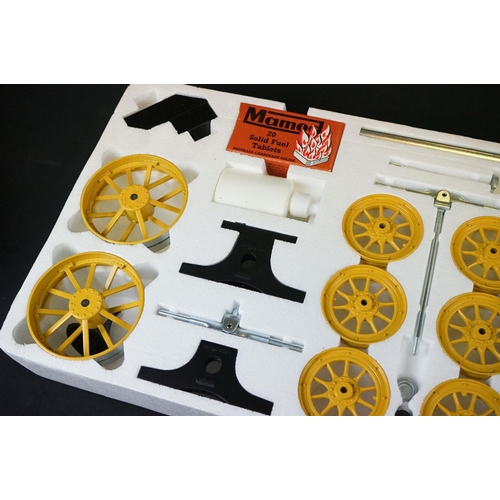 139 - Boxed Mamod Traction Engine Kit live steam model, complete and unused with instructions