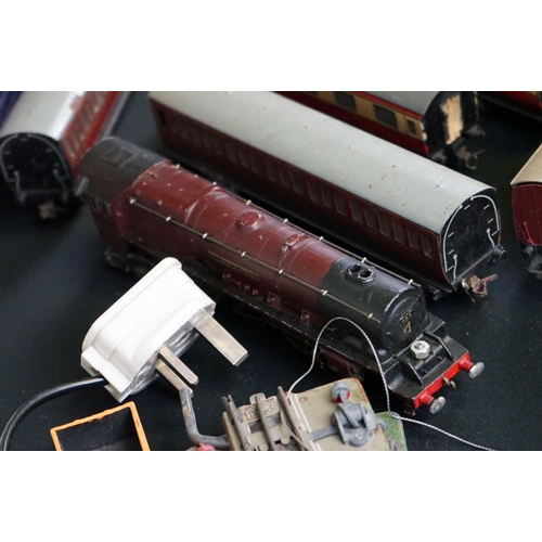 97 - Quantity of Hornby Dublo model railway to include Duchess of Atholl locomotive, 20 x items of rollin... 