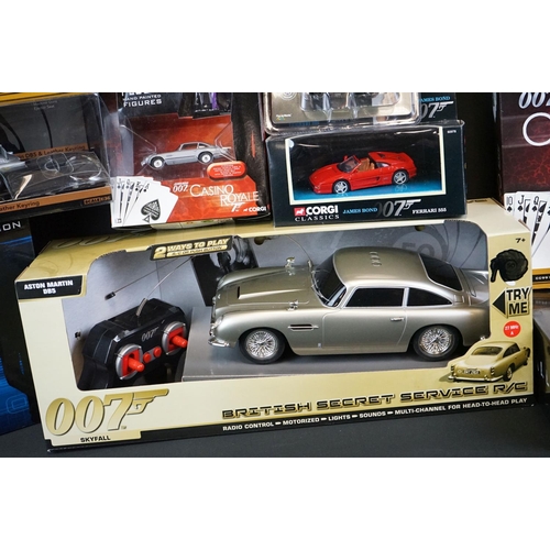 1165 - 27 Boxed / carded James Bond 007 diecast models to include Corgi, Hot Wheels, Kyosho and Italeri exa... 