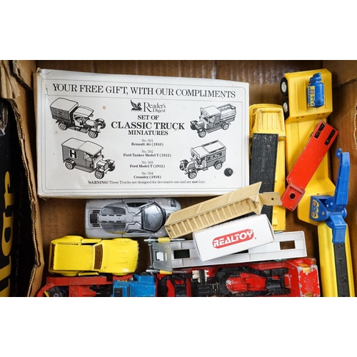 1171 - Around 60 play worn diecast models to include Matchbox, Corgi and Zylmex examples, featuring Matchbo... 