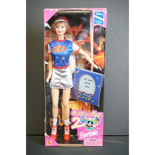 429 - Barbie - 10 Boxed Mattel Barbie, Sleeping Beauty 20489, Snow White 21130, Snow White 19898, Elizabet... 