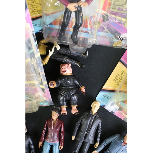 272 - Eight carded TV related figures to include 4 x ToyBiz Xena Warrior Princess figures (Xana Sins Of Th... 