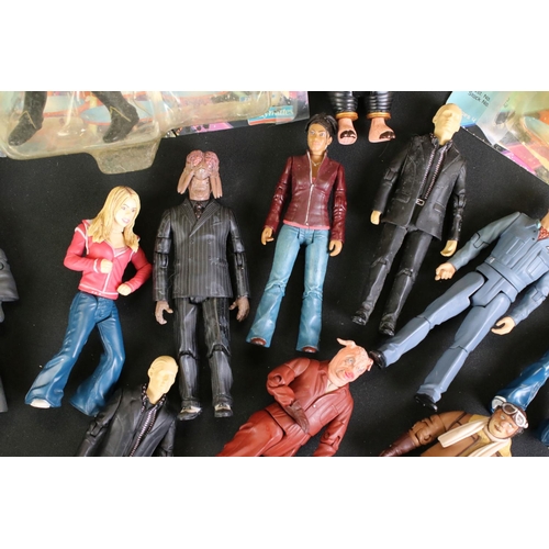 272 - Eight carded TV related figures to include 4 x ToyBiz Xena Warrior Princess figures (Xana Sins Of Th... 