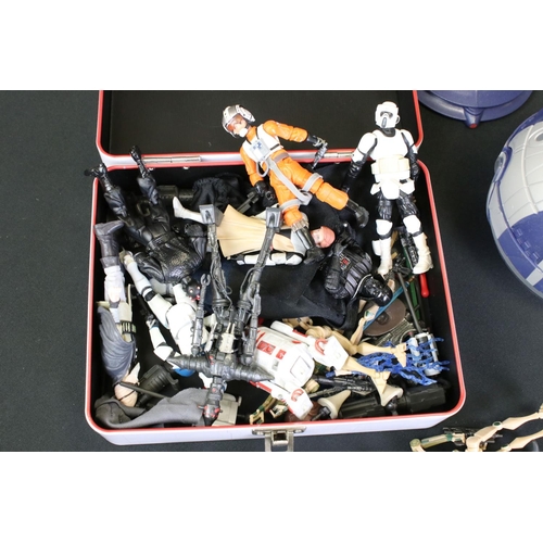 276 - Collection of Star Wars vehicles & figures, circa 2000's. to include around 28 Hasbro figures (Darth... 