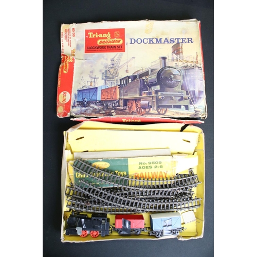 279 - Boxed Triang Minic Motorways Set M.1501 B with two slot cars (featuring a boxed M.1567 3.4 Jaguar) a... 