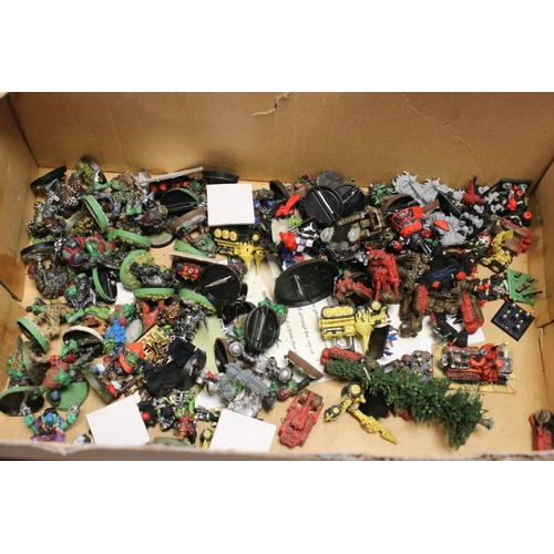 175 - Games Workshop / Fantasy Gaming - Quantity of metal & plastic figures to include mainly well painted... 