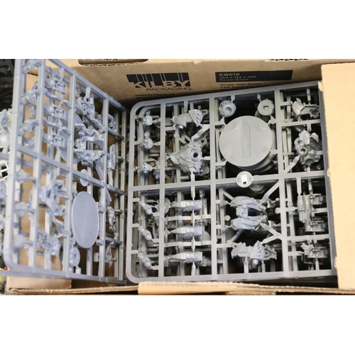 180 - Games Workshop / Fantasy Gaming - Large quantity of accessories to include many various dice, plasti... 