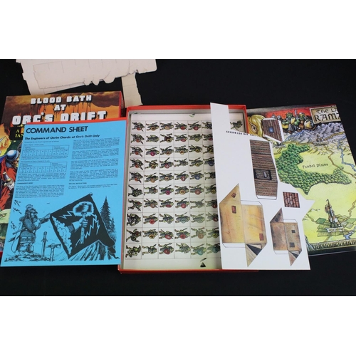 182 - Fantasy / Strategy / Card Gaming - Around 12 boxed Warhammer games to include Judge Dredd Citi Block... 