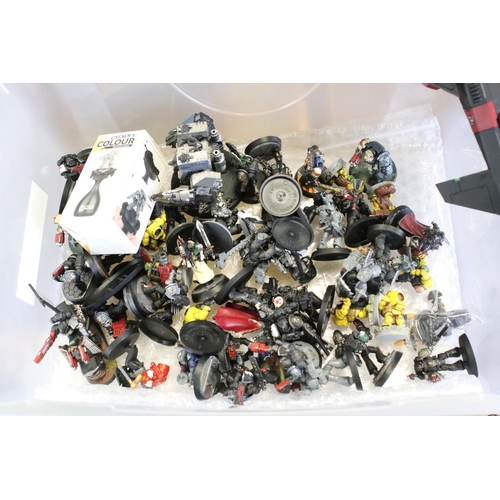 183 - Games Workshop / Fantasy Gaming - Quantity of metal & plastic figures to include painted and unpaint... 